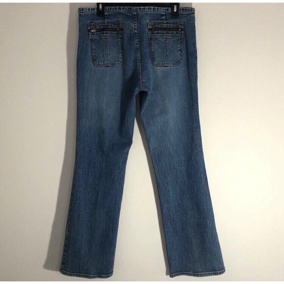 Gap Jeans Womens 16 Blue Denim Bootcut Pocket Flaps Medium Wash High Rise Denim - Picture 2 of 4